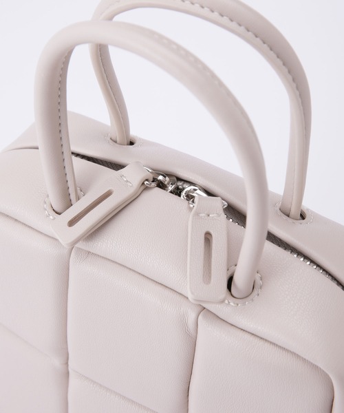 ADD CULUMN（アドカラム）の「ADD CULUMN/PUFF ショルダーバッグ（ショルダーバッグ・レディース・アイボリー/ブラック/ライトブルー・FREE）」の8枚目の写真