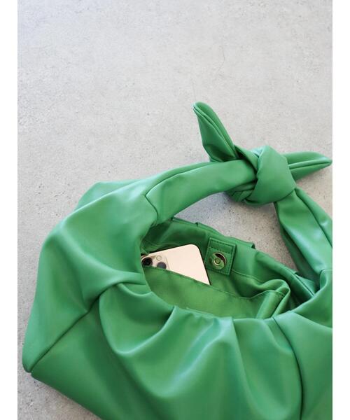 AMERICAN HOLIC(アメリカンホリック)の「ギャザーリボン結びハンドルバッグ(ハンドバッグ・レディース・ブラック/ブルー/グリーン/アイボリー・FREE)」の17枚目の写真