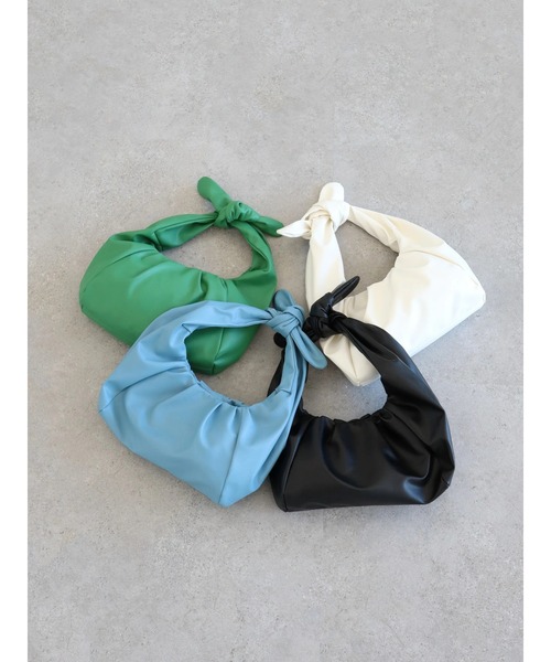 AMERICAN HOLIC(アメリカンホリック)の「ギャザーリボン結びハンドルバッグ(ハンドバッグ・レディース・ブラック/ブルー/グリーン/アイボリー・FREE)」の8枚目の写真