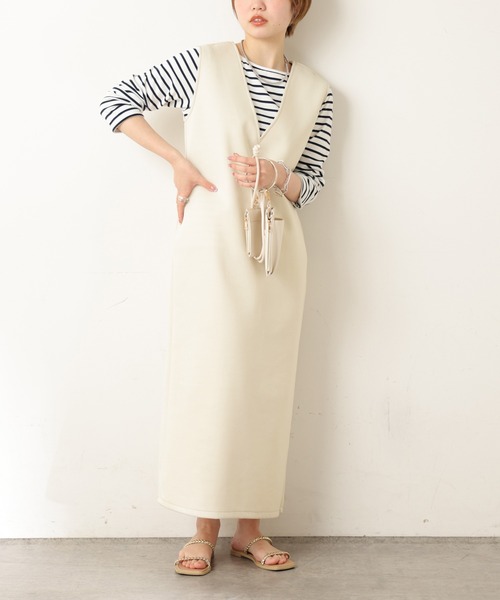 natural couture(ナチュラルクチュール)の「トレンド顔 カットポンチVネックワンピース(ワンピース)」|アイボリー