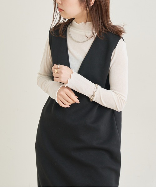 natural couture（ナチュラルクチュール）の「カットポンチVネックワンピース（ワンピース・レディース・アイボリー/ブラック/モカ・FREE）」の7枚目の写真