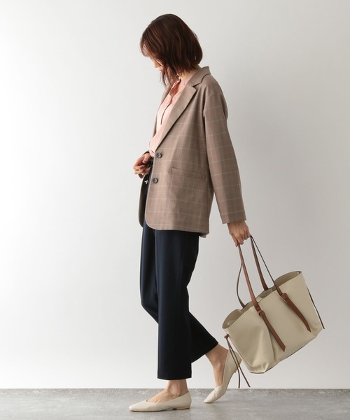 GLOBAL WORK（グローバルワーク）の「スゴラクカットイージーパンツ/262002（スラックス・レディース・グリーン/ブラウン系その他6/イエロー系その他4/オレンジ系その他6/ブラック/グリーン系その他6/ダークグレー/オレンジ系その他3/グリーン系その他7/ピンク/ネイビー・MEDIUM/LARGE）」の21枚目の写真