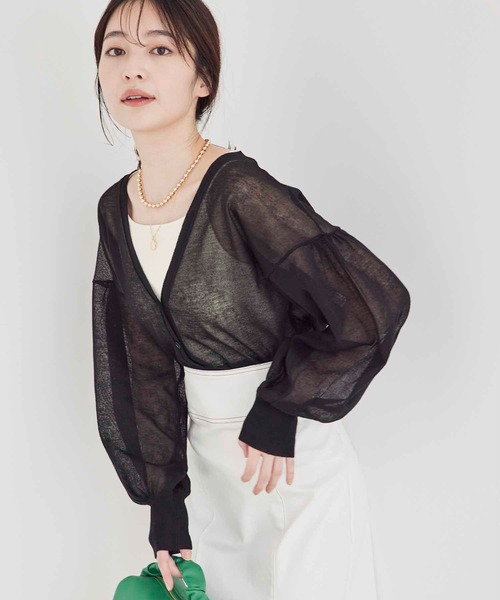 vis-`a-vis（ビサビ）の「【WEB限定】シアーショート丈カーディガン（カーディガン/ボレロ・レディース・ブラック/レッド/イエロー/グリーン/ベージュ・FREE）」の2枚目の写真