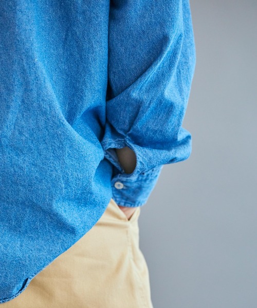THE STANDARD（ザスタンダード）の「WEGO/パッカリングデニムシャツ（シャツ/ブラウス・メンズ・ライトインディゴブルー・MEDIUM/LARGE/SMALL）」の20枚目の写真