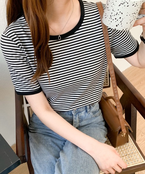 Diosfront(ディオスフロント)の「配色パイピングボーダーロンTee(Tシャツ/カットソー・レディース・ブラック/ブラウン/ブルー/グリーン・M/L)」の13枚目の写真