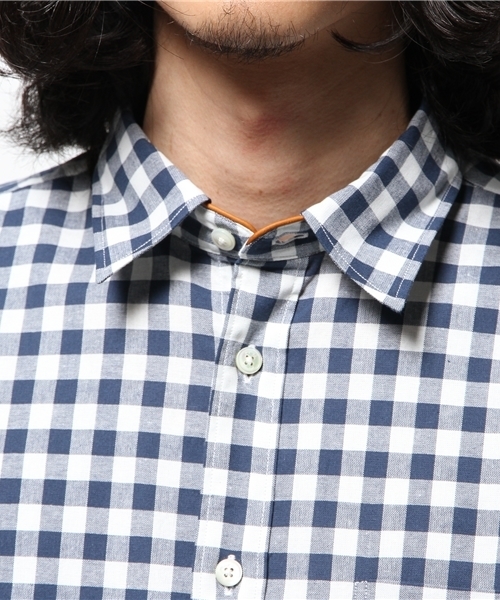 JOURNAL STANDARD（ジャーナルスタンダード）の「レザーパイピングビッグギンガムシャツ ##（シャツ/ブラウス・メンズ・ネイビー/ライトブルー・SMALL/LARGE/MEDIUM）」の6枚目の写真