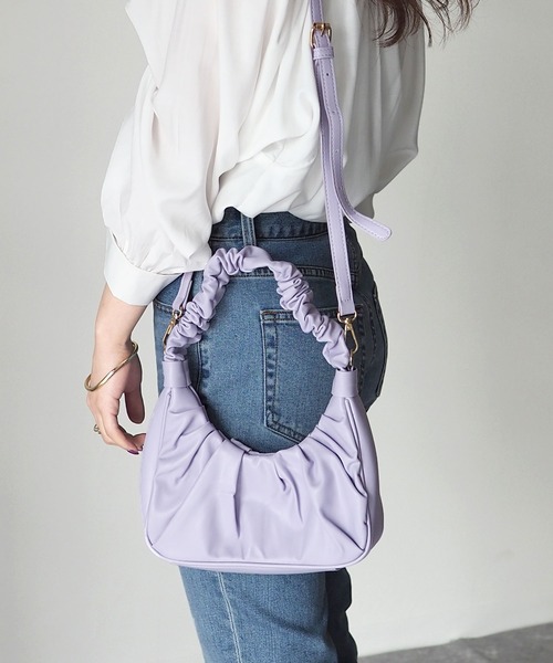 Riberry(リベリー)の「ラウンドギャザーバッグ(ハンドバッグ・レディース・ホワイト/ブルー/パープル/グリーン/ブラック/イエロー・FREE)」の13枚目の写真