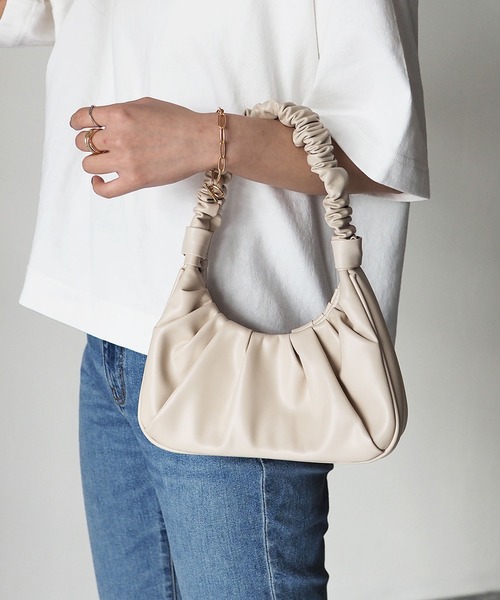 Riberry(リベリー)の「ラウンドギャザーバッグ(ハンドバッグ・レディース・ホワイト/ブルー/パープル/グリーン/ブラック/イエロー・FREE)」の8枚目の写真