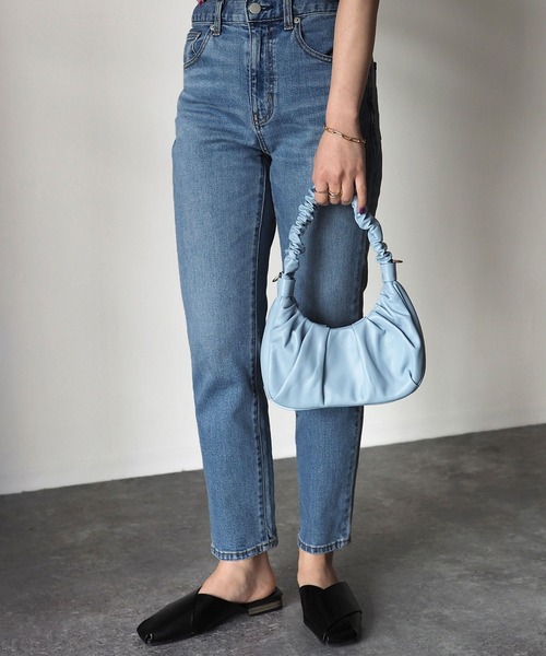 Riberry(リベリー)の「ラウンドギャザーバッグ(ハンドバッグ・レディース・ホワイト/ブルー/パープル/グリーン/ブラック/イエロー・FREE)」の12枚目の写真