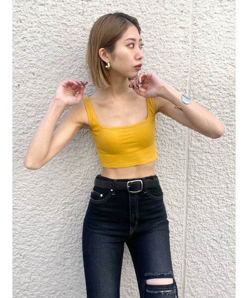 EMODA(エモダ)の「スクエアクロップタンクトップ(タンクトップ・レディース・ホワイト/ブラック/ミント/イエロー・FREE)」の6枚目の写真