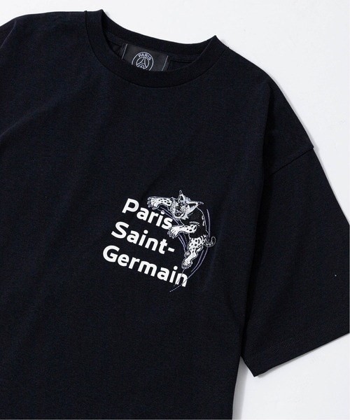 EDIFICE(エディフィス)の「【Paris Saint-Germain】ハンティング ジェルマン刺繍 Tシャツ(Tシャツ/カットソー・メンズ・ブラック/カーキ/ホワイト・MEDIUM/LARGE/SMALL/FREE)」の8枚目の写真