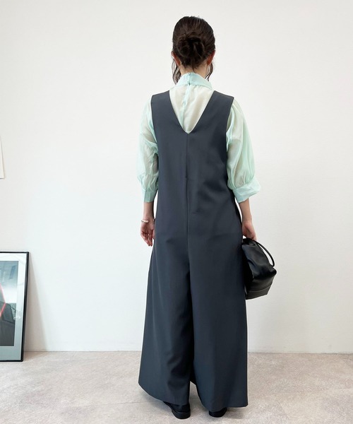 toucher du brise(トゥシェドブリーズ)の「【ワイドパンツが大人可愛い】サロペット(サロペット/オーバーオール・レディース・ベージュ/ネイビー/グレー/モスグリーン・M)」の10枚目の写真