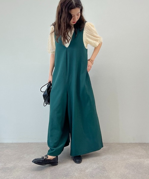 toucher du brise(トゥシェドブリーズ)の「【ワイドパンツが大人可愛い】サロペット(サロペット/オーバーオール・レディース・ベージュ/ネイビー/グレー/モスグリーン・M)」の18枚目の写真