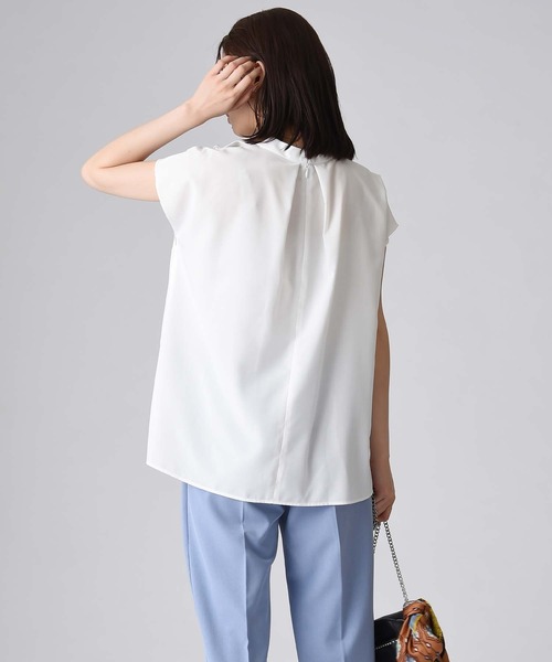 RAW FUDGE（ローファッジ）の「アシメパールデザインブラウス