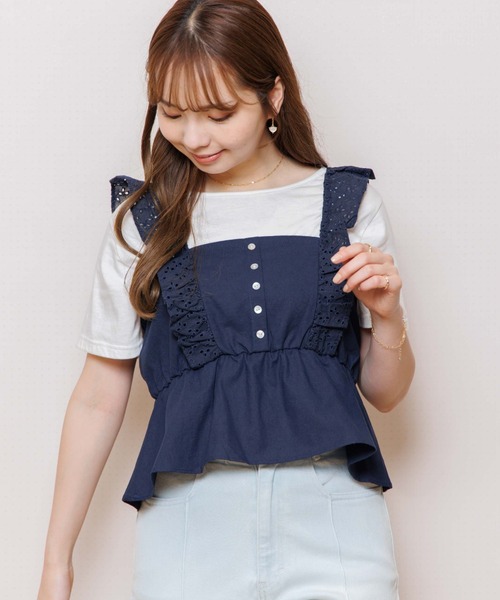 flower(フラワー)の「タイニーフリルビスチェ(ベスト・レディース・アイボリー/ネイビー・FREE)」の2枚目の写真