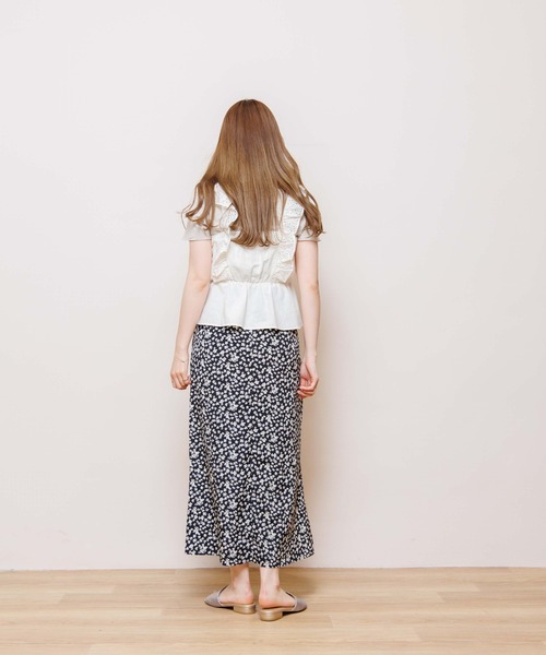 flower(フラワー)の「タイニーフリルビスチェ(ベスト・レディース・アイボリー/ネイビー・FREE)」の16枚目の写真