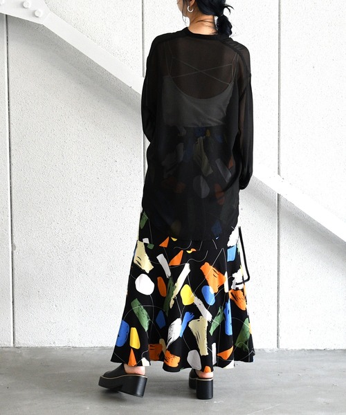 sango（sango）の「デシンアートプリント切替マーメイドスカート（スカート・レディース・オフホワイト/ブラック・FREE）」の16枚目の写真