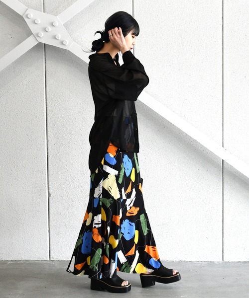 sango（sango）の「デシンアートプリント切替マーメイドスカート（スカート・レディース・オフホワイト/ブラック・FREE）」の13枚目の写真