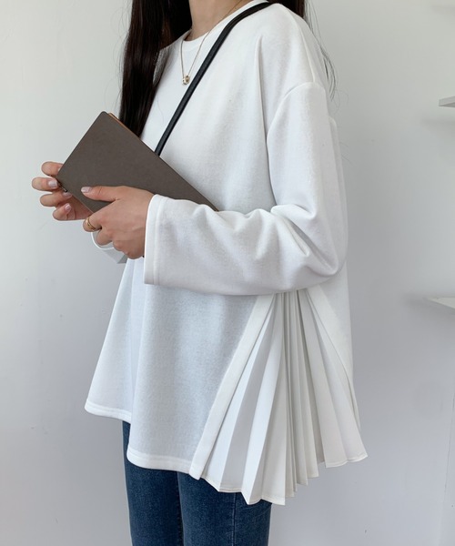 ABITOKYO(アビトーキョー)の「サイドプリーツロングスリーブカットソー(Tシャツ/カットソー・レディース・ホワイト/ブラック/ネイビー/ダークベージュ・L/M)」の14枚目の写真