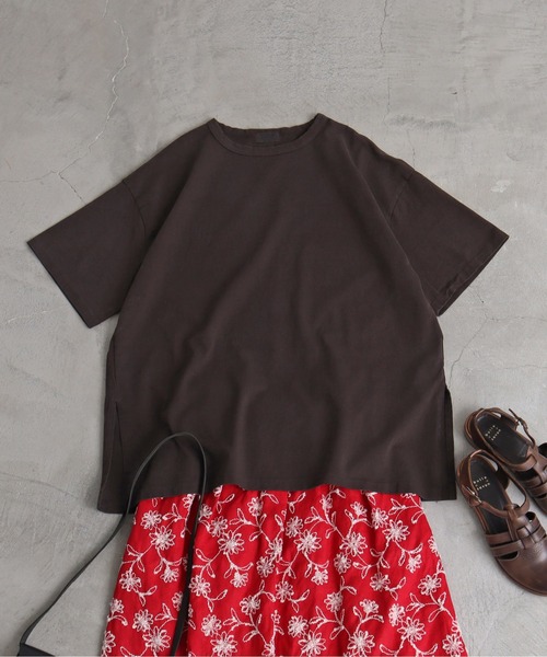 aimer le mieux（エメルミュー）の「aimer ここちいいサイズTee（Tシャツ/カットソー・レディース・ダークブラウン/イエロー/グリーン/アイボリー・FREE）」の14枚目の写真