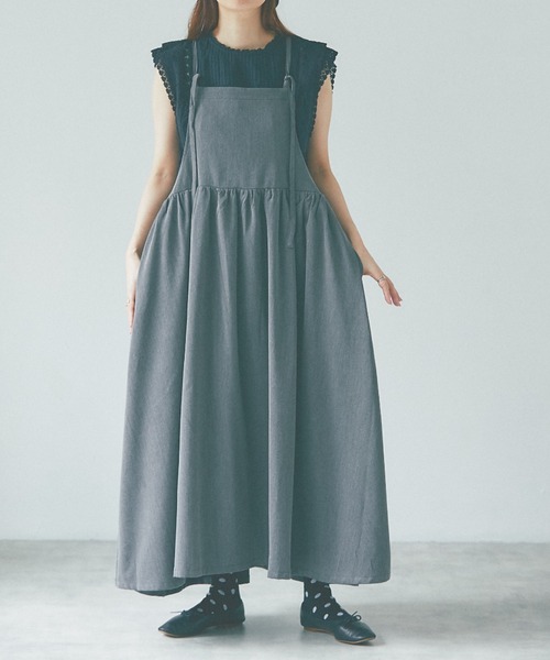 and R（アンドアール）の「エプロンギャザーワンピース（ジャンパースカート・レディース・ネイビー/ダークグレー/アッシュグレー・FREE）」の3枚目の写真