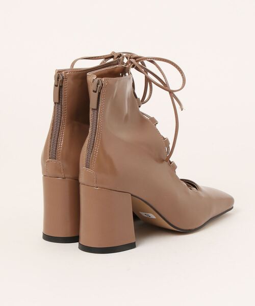 ACYM（アシーム）の「Lace up open ブーツ（ブーツ・レディース・ブラウン/アイボリー・SMALL/LARGE/MEDIUM）」の8枚目の写真