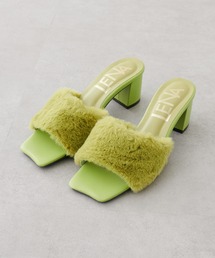 natural couture | 2022AWアイテム/今季注目の主役級アイテム ファーヒールサンダル(サンダル)