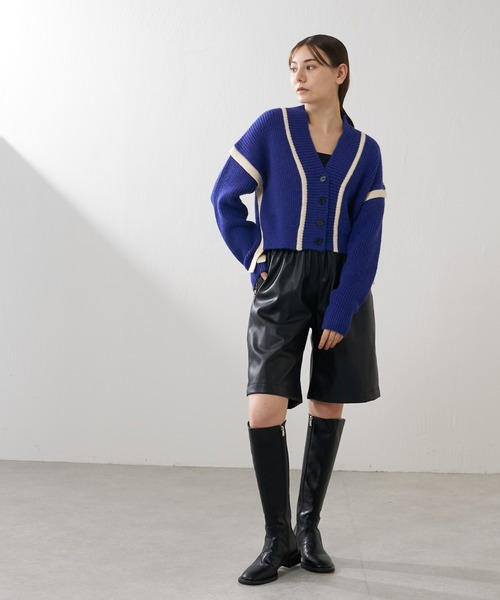 Lui's（ルイス）の「配色テープデザインショートカーディガン（カーディガン/ボレロ・レディース・ブルー/ブラック/アイボリー・FREE）」の8枚目の写真