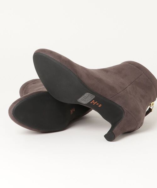 美品◆artemis by DIANA バックジップ ラウンドトゥショートブーツ artemis by DIANA（アルテミスバイダイアナ）の「バック