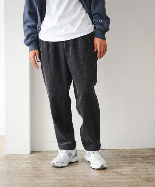 BEAMS（ビームス）の「BEAMS / ウェビング バギー コーデュロイパンツ（その他パンツ・メンズ・チャコールグレー/ベージュ・S/M/L/XL）」の10枚目の写真