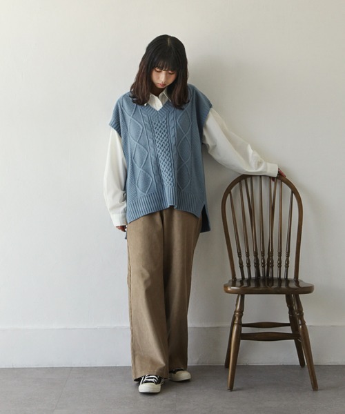 Chillfar（チルファー）の「5G深Vネックニットベスト（ベスト・レディース・ブラック/オレンジ/ブルー/ライトベージュ・FREE）」の15枚目の写真