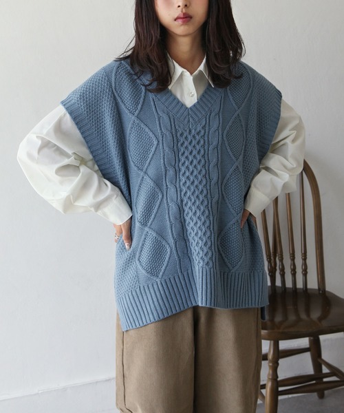 Chillfar（チルファー）の「5G深Vネックニットベスト（ベスト・レディース・ブラック/オレンジ/ブルー/ライトベージュ・FREE）」の22枚目の写真