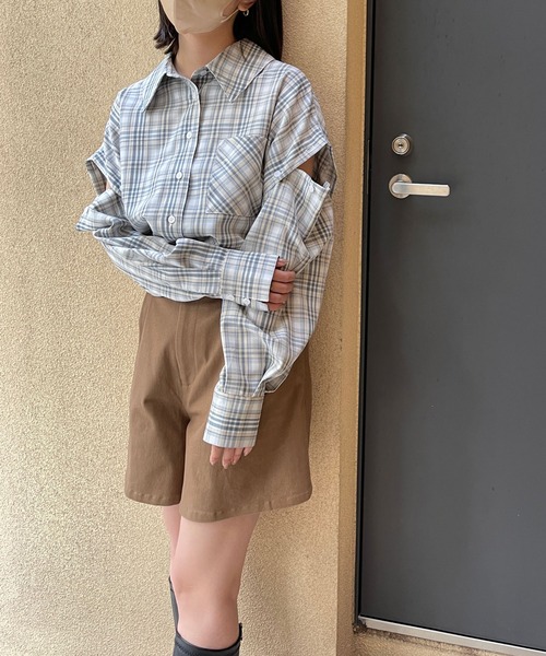 ADIRA（アディラ）の「マルチウェイオーバーシャツ（シャツ/ブラウス・レディース・ブルーグレー/ブラック・MEDIUM）」の9枚目の写真