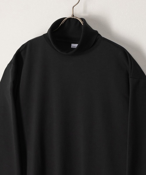 SlashDate（スラッシュデイト）の「ポンチタートルネック長袖Tシャツ（Tシャツ/カットソー・メンズ・ホワイト/ブラック/グレー・M/L）」の2枚目の写真