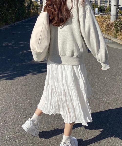 shopnikoniko（ショップニコニコ）の「＼丈が選べる／ ロングスカート 白 黒 フレア Aライン ストレッチ  シワ くしゅくしゅ チュールスカート（スカート・レディース・ホワイト/ブラック・ｼｮｰﾄ/ﾛﾝｸﾞ）」の3枚目の写真