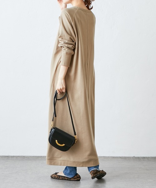 PUAL CE CIN(ピュアルセシン)の「裏毛ロゴプリントワンピース(ワンピース・レディース・ベージュ/グレー/アイボリー・FREE)」の5枚目の写真