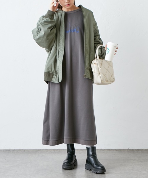 PUAL CE CIN(ピュアルセシン)の「裏毛ロゴプリントワンピース(ワンピース・レディース・ベージュ/グレー/アイボリー・FREE)」の20枚目の写真