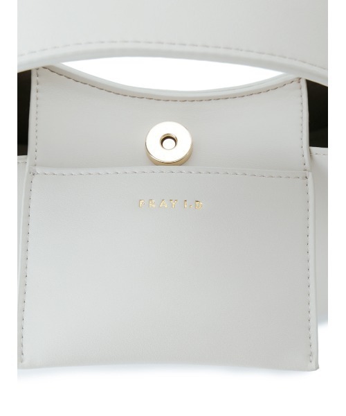 ハーフムーンバッグ