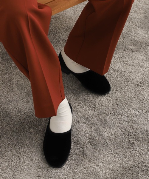 URBAN RESEARCH DOORS（アーバンリサーチドアーズ）の「JAVERFLEX　ベロアスリッポン（スリッポン・レディース・ブラウン/ブラック・36/37/38）」の2枚目の写真