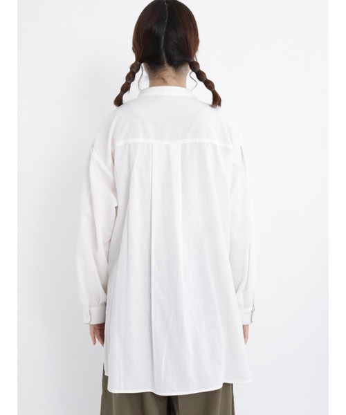 Samansa Mos2（サマンサ モスモス）の「パイピングバンドカラーチュニック（チュニック・レディース・ベージュ/グレー/オフホワイト/チャコール・ﾌﾘ-）」の18枚目の写真