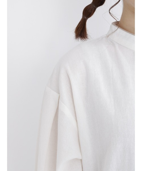 Samansa Mos2（サマンサ モスモス）の「パイピングバンドカラーチュニック（チュニック・レディース・ベージュ/グレー/オフホワイト/チャコール・ﾌﾘ-）」の12枚目の写真