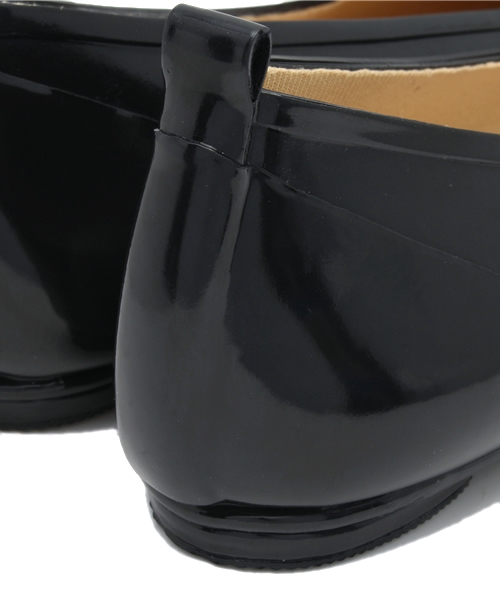 PICHE ABAHOUSE（ピシェ アバハウス）の「【CLASSY 7月号掲載】チェーンオペラレインパンプス（レインシューズ・レディース・ブラック/オフホワイト/ピンク・MEDIUM/LARGE/SMALL）」の11枚目の写真