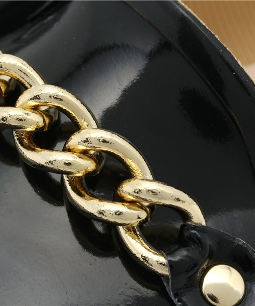 PICHE ABAHOUSE（ピシェ アバハウス）の「【CLASSY 7月号掲載】チェーンオペラレインパンプス（レインシューズ・レディース・ブラック/オフホワイト/ピンク・MEDIUM/LARGE/SMALL）」の5枚目の写真