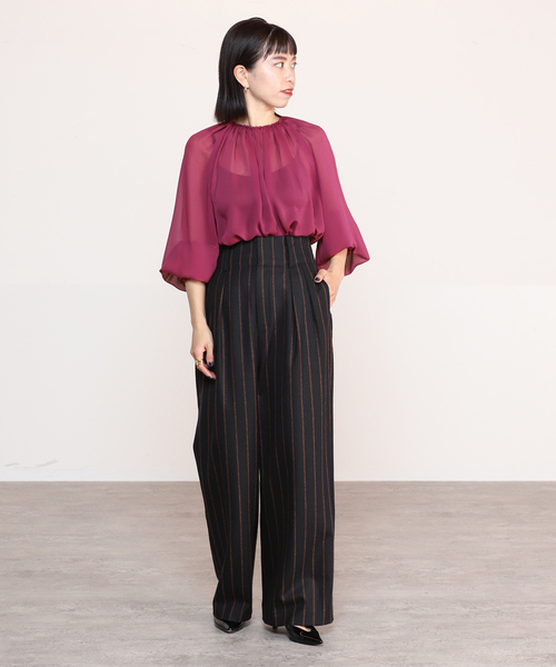 VERMEIL par iena（ヴェルメイユパーイエナ）の「オジヤ楊柳シャーリングカフスブラウス（シャツ/ブラウス・レディース・ブラック/ボルドー/ネイビー・36/38）」の14枚目の写真