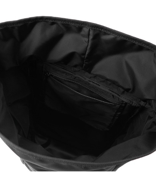 Manhattan Portage BLACK LABEL（マンハッタンポーテージ　ブラックレーベル）の「THE GOTHAM MESSENGER BACKPACK（バックパック/リュック・メンズ・ブラック・MEDIUM）」の14枚目の写真