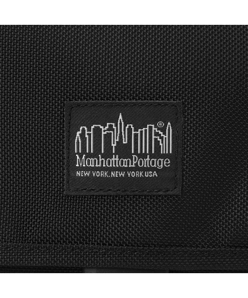 Manhattan Portage BLACK LABEL（マンハッタンポーテージ　ブラックレーベル）の「THE GOTHAM MESSENGER BACKPACK（バックパック/リュック・メンズ・ブラック・MEDIUM）」の16枚目の写真