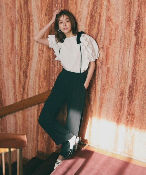 DONOBAN（ドノバン）の「ショルダーフリルブラウス（シャツ/ブラウス・レディース・ネイビー/ホワイト・F）」の5枚目の写真