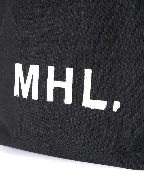 MHL.（エムエイチエル）の「HEAVY COTTON CANVAS（トートバッグ・レディース・ブラック/ホワイト・FREE）」の6枚目の写真