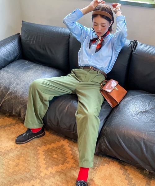 Le temps riche(ルタンリッシュ)の「ツータックワイドトラウザース<Le temps riche>(チノパンツ・レディース・ベージュ/オリーブ・M/S/L/LL)」の8枚目の写真