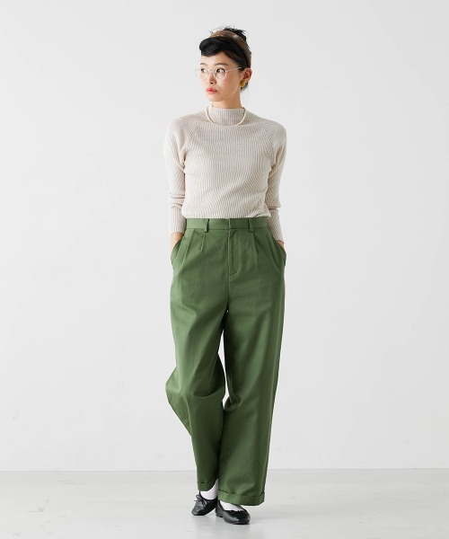Le temps riche(ルタンリッシュ)の「ツータックワイドトラウザース<Le temps riche>(チノパンツ・レディース・ベージュ/オリーブ・M/S/L/LL)」の12枚目の写真